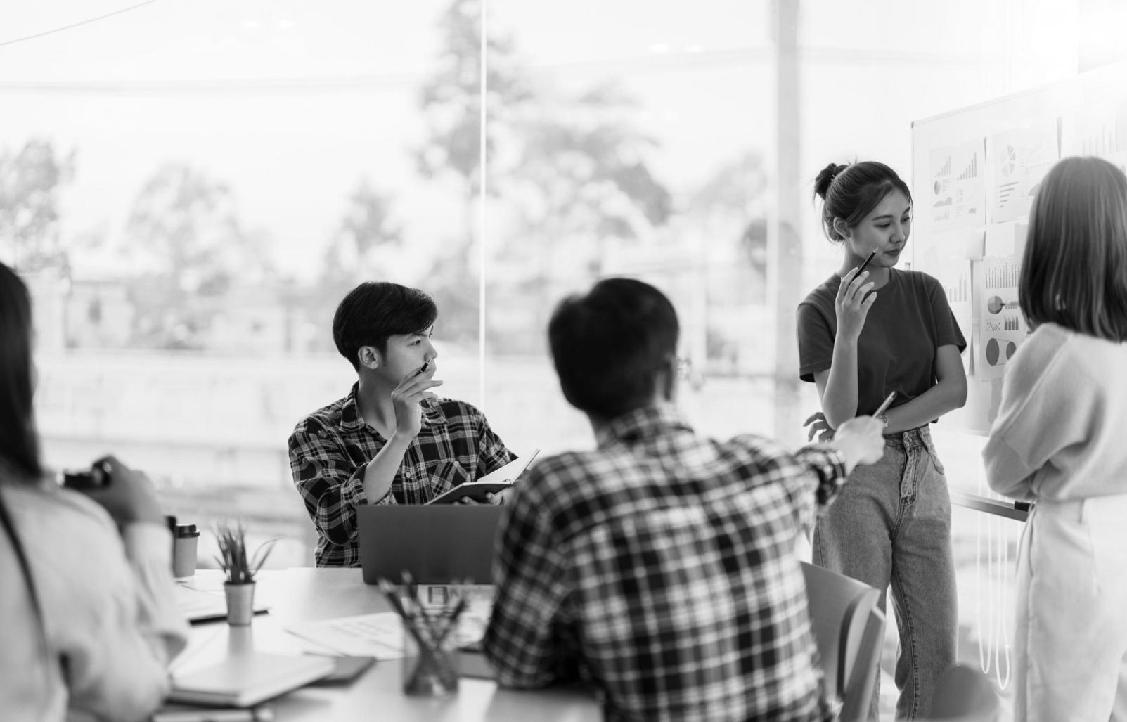 Detailed analytics review session showing traffic optimization strategies